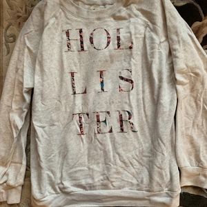 Oversized Hollister Sweatshirt